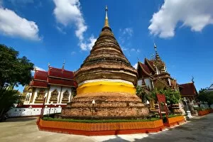 Images Dated 13th November 2016: Wat Saen Muang Ma Luang (Wat Hua Khuang) Temple in Chiang Mai, Thailand