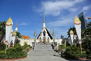 Images Dated 29th May 2013: Wat Yannawa temple, Bangkok, Thailand