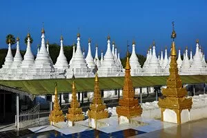 Images Dated 3rd February 2016: White dhamma ceti shrines at Sandamuni Pagoda, Mandalay, Myanmar (Burma)