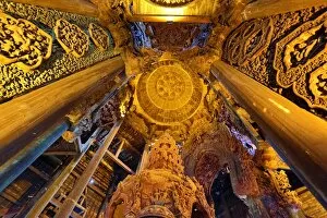 Images Dated 3rd December 2012: Wooden carving at the Sanctuary of Truth Temple, Prasat Sut Ja-Tum, Pattaya