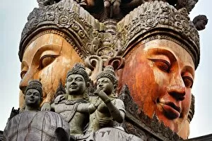 Images Dated 3rd December 2012: Wooden carving on the Sanctuary of Truth Temple, Prasat Sut Ja-Tum, Pattaya